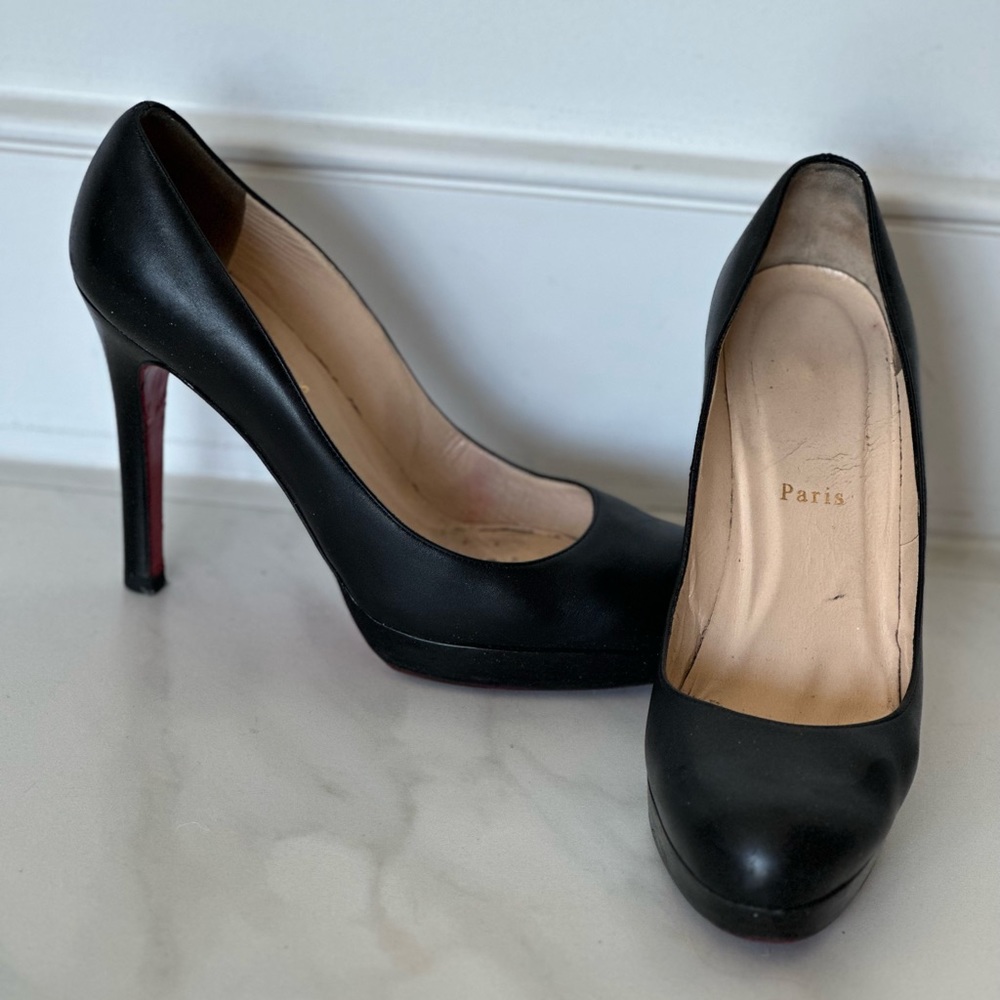 Black stiletto